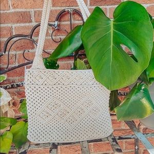 macramé purse